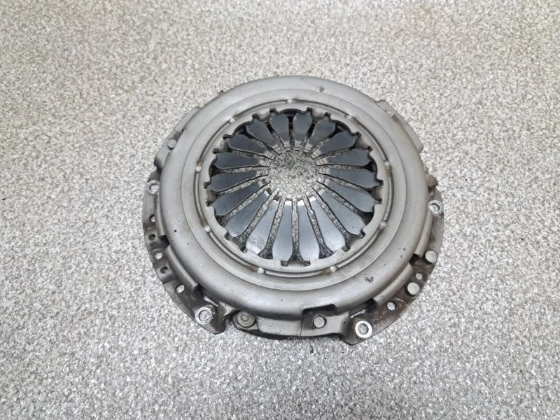 Корзина сцепления Skoda Octavia 2012 03C141025D A5 1.4 BUD MT
