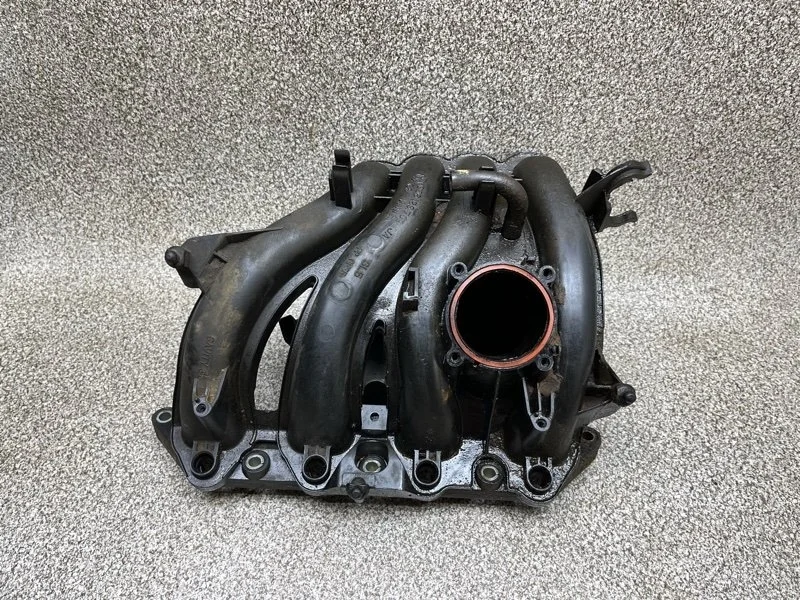 Коллектор впускной Skoda Octavia 2012 036129709JA A5 1.4 BUD MT