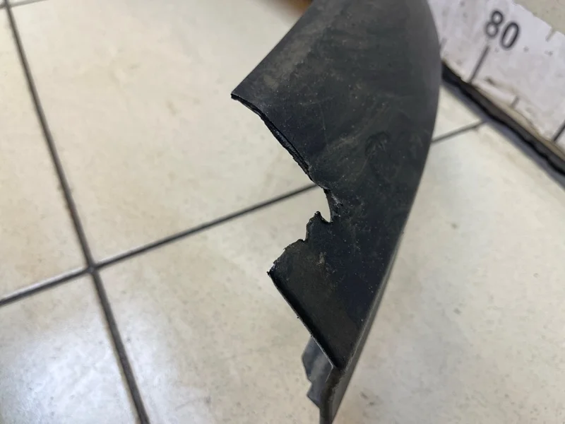 Накладка на бампер Ford Focus 2011 1705851 3 1.6 PNDA, задняя