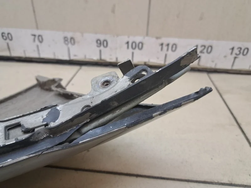 Крыло Renault Megane 2008 7701477187 2 1.6 K4MD812, переднее правое