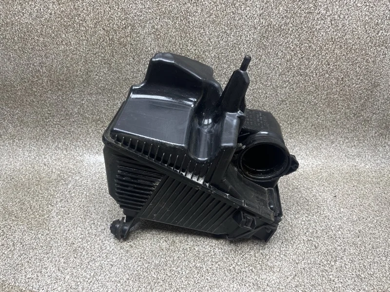 Корпус воздушного фильтра Renault Kangoo 2011 8200788196 2 1.6 K7M750