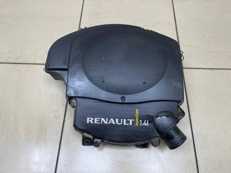 Корпус воздушного фильтра Renault Sandero 2011 8201076708 1.4 K7J710
