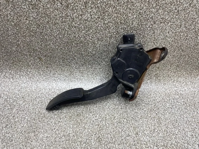 Педаль газа Subaru Forester 2011 36010AG140 2.0 FB20 AT