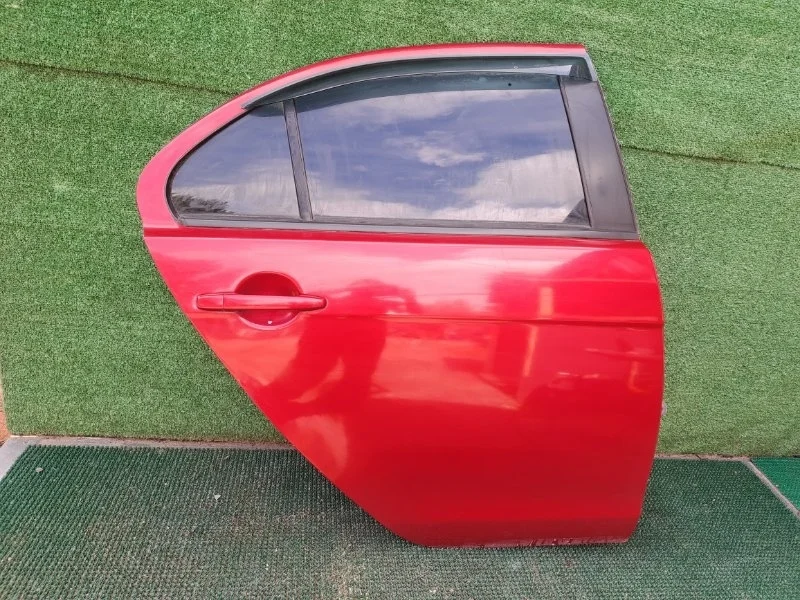 Дверь Mitsubishi Lancer 2007 5730A582 2.0 4B11 2WD AT, задняя правая