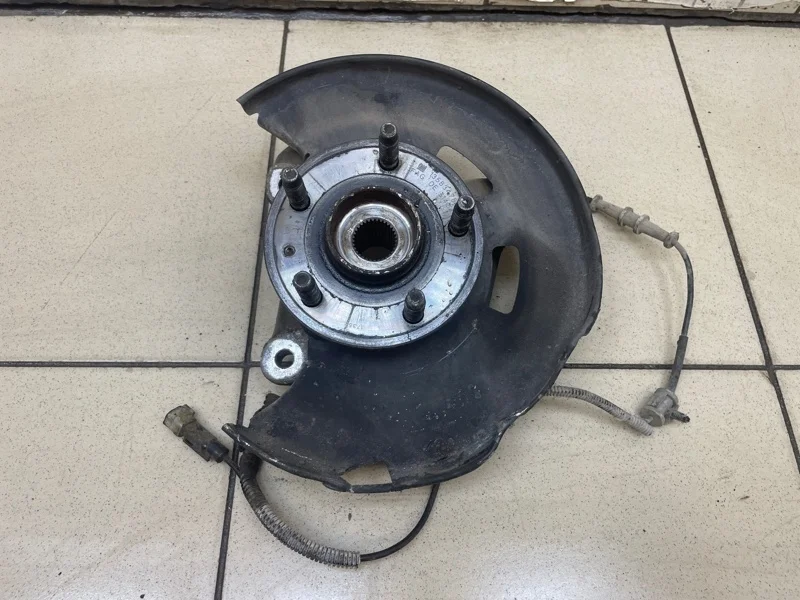 Кулак поворотный Opel Astra 2014 308103 J 1.6 A16XER MT, передний левый