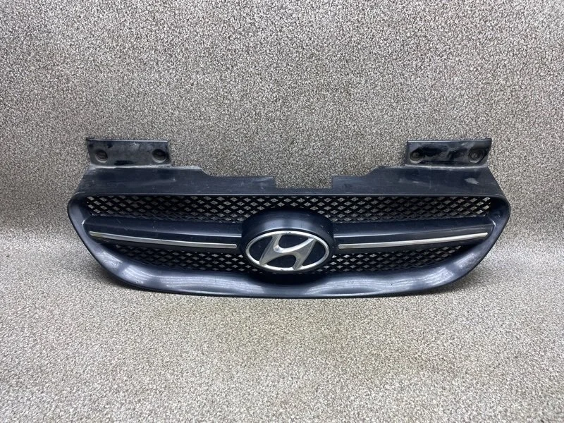 Решетка радиатора Hyundai Getz 2007 863611C310 1.4 G4EE MT