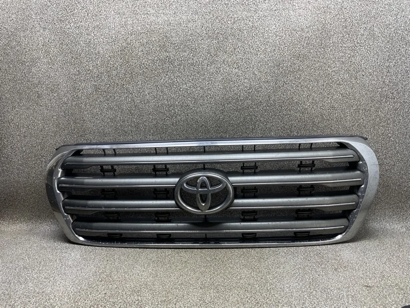 Решетка радиатора Toyota Land Cruiser 2008 5310160580 J200 1VDF 4.5 AT, задняя левая