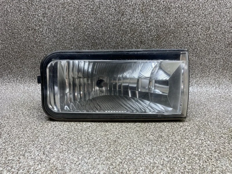 Фара противотуманная Toyota Land Cruiser 2008 8121160221 J200 1VDF 4.5 AT, передняя правая