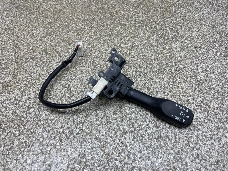 Переключатель круиз-контроля Toyota Land Cruiser 2008 8463234011 J200 1VDF 4.5 AT