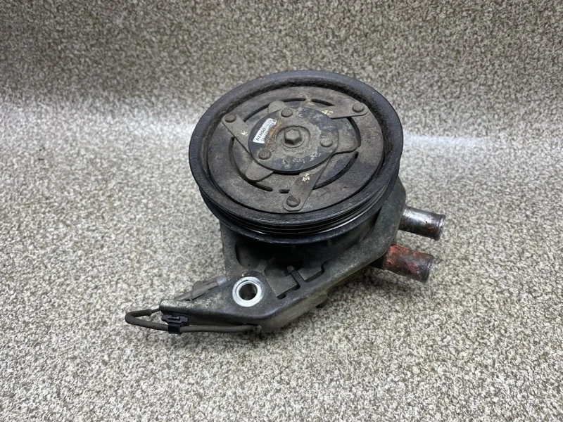 Насос водяной (помпа) Toyota Land Cruiser 2008 2473005681 J200 1VDF 4.5 AT