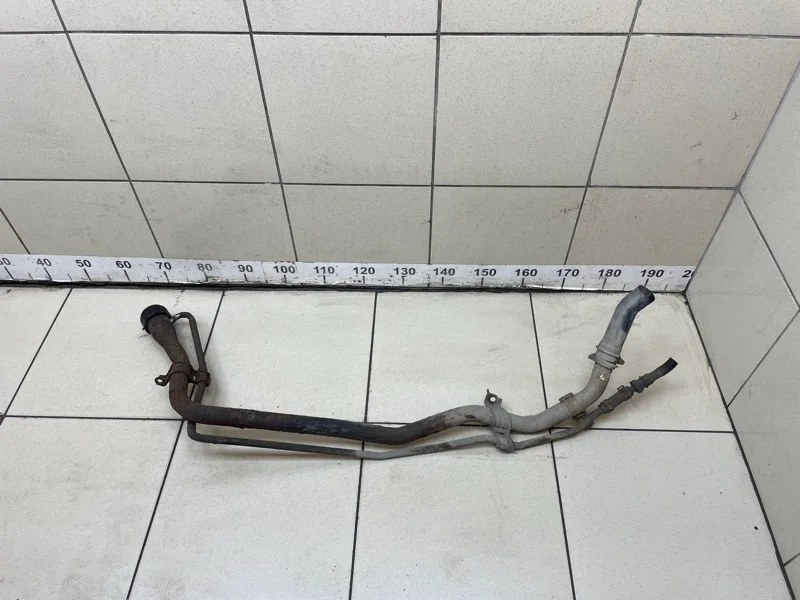 Горловина топливного бака Toyota Land Cruiser 2008 7720160A90 J200 1VDF 4.5 AT