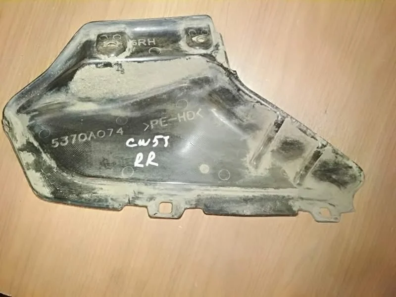 Б.у. пыльник бампера MITSUBISHI OUTLANDER XL CW5W MITSUBISHI OUTLANDER XL CW5W