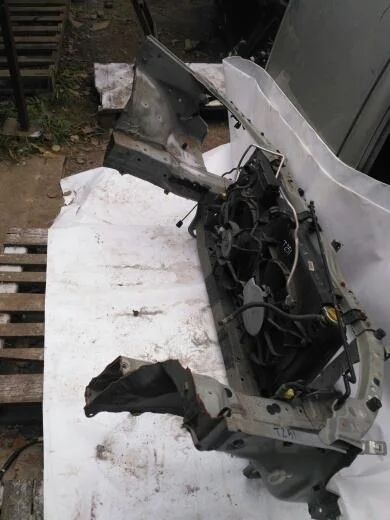 Б.у. датчик удара TOYOTA AVENSIS AZT250 TOYOTA AVENSIS AZT250