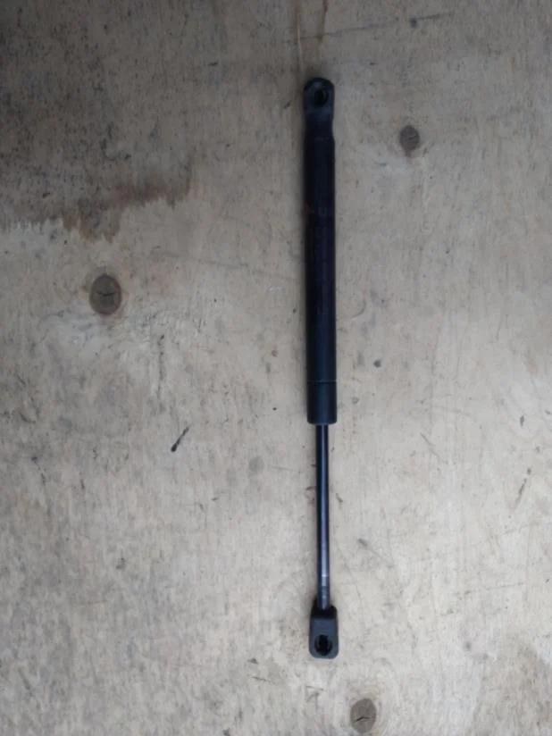 Б.у. амортизатор капота INFINITI QX70 S51 INFINITI QX70 S51