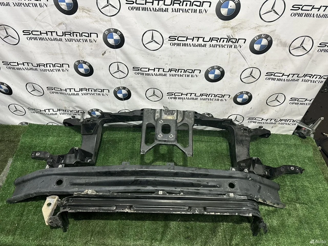 Передняя панель в сборе телевизор mercedes w447