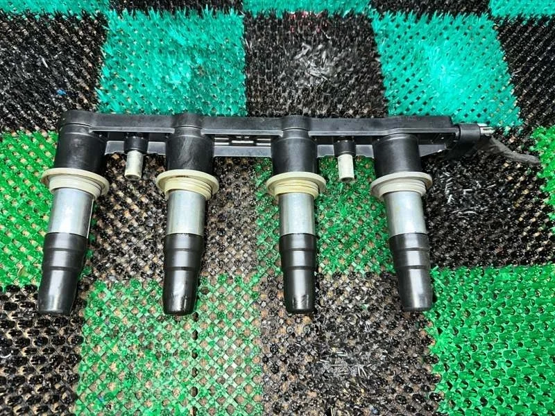 Катушка зажигания Chevrolet Cruze Orlando 2011-2018 96476979 1.6 1.8