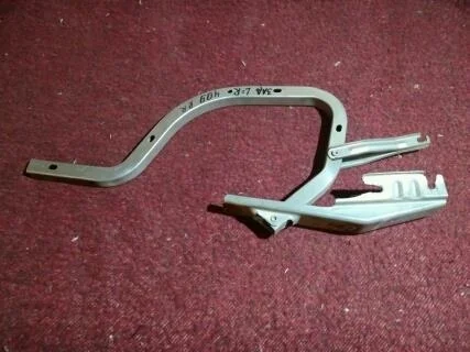 Б.у. петля багажника TOYOTA CAMRY V40 ACV40 TOYOTA CAMRY V40 ACV40