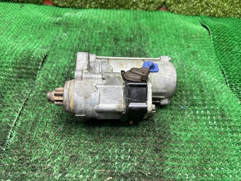 Стартер Toyota Land Cruiser 100 1998-2010 2810050101 2UZ