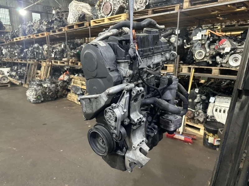 Двигатель Volkswagen Transporter 03G100033H BRS