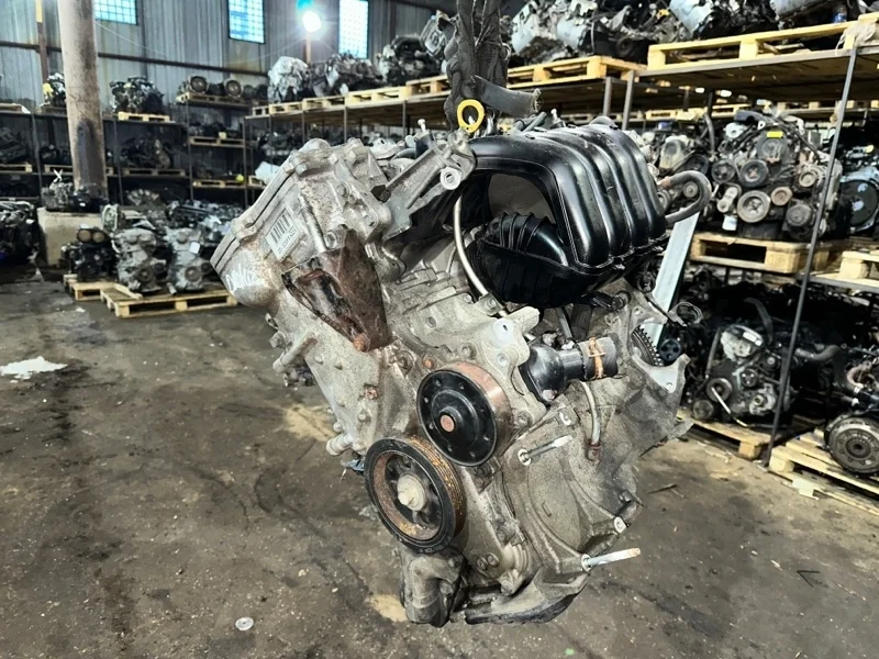 Двигатель Toyota Corolla Auris Premio 190000T100 2ZR FE