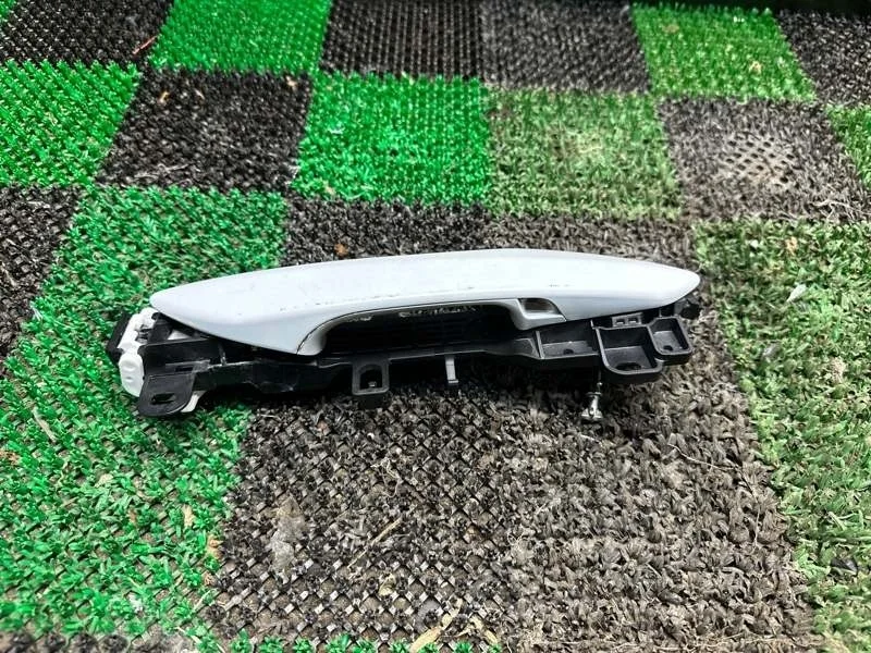 Ручка двери внешняя Lexus Rc 2014-2022 6922048070A0, левая