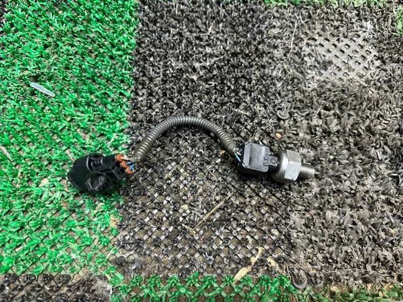 Датчик давления топлива Lexus Is Gs Crown Mark X 2005-2011 8945830010 2.5 3.0 3.5