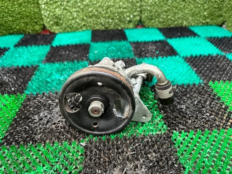 Насос ГУР Nissan Teana 2003-2008 49110CA000 J31 VQ35