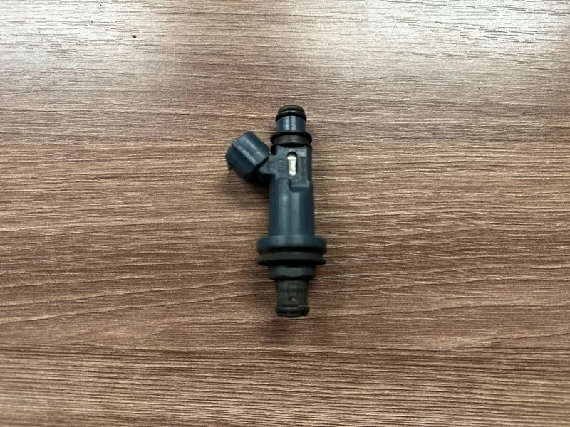 Топливная форсунка Toyota 2003-2008 2325020020 1MZ