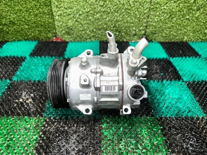 Компрессор кондиционера Lexus Rx 2015-2022 8831048340 8AR FTS