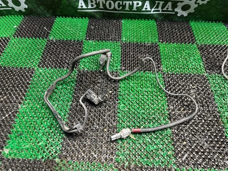 Датчик ABS Lexus Ls 2007-2017 8951650090, передний левый