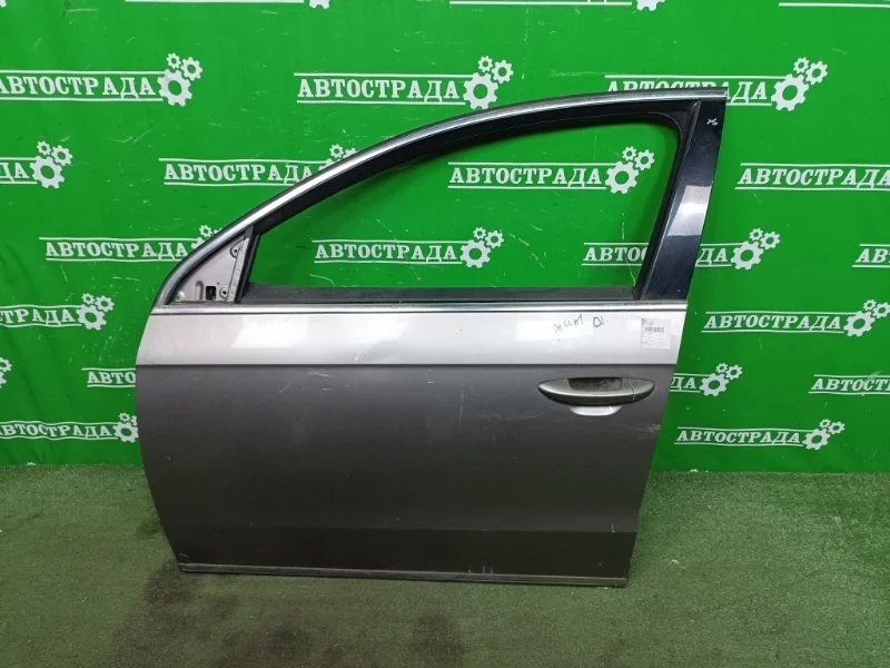 Дверь Volkswagen Passat 2010-2015 3AA831055 B7, передняя левая