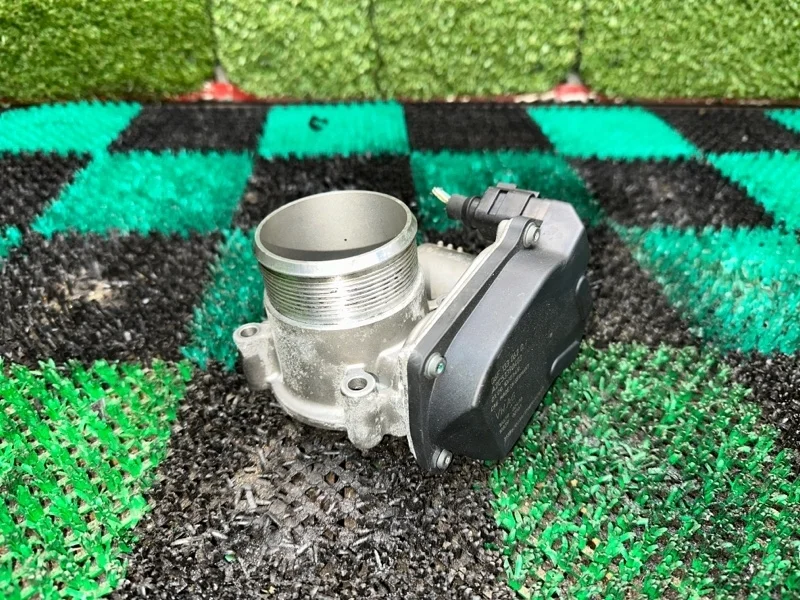 Дроссельная заслонка Audi 2008-2017 06F133062Q