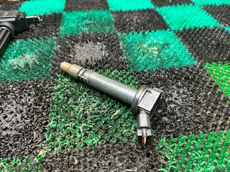 Катушка зажигания Toyota Es250 2012-2017 9091902256 2AR