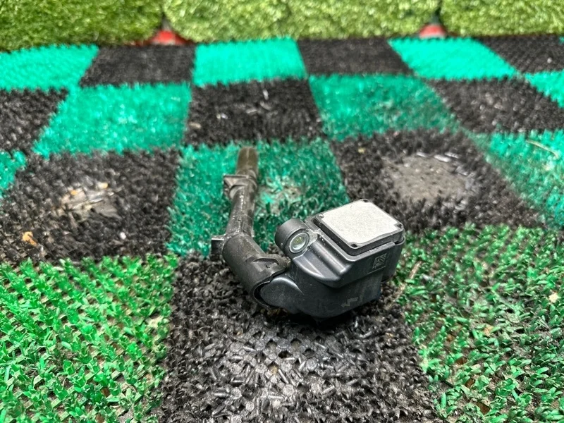Катушка зажигания Mercedes 2009-2020 A2709060500