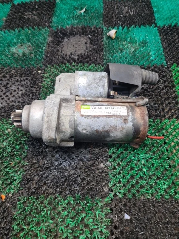 Стартер Volkswagen 2005-2012 02T911023T