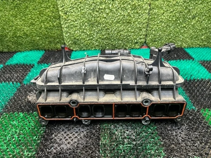 Впускной коллектор Volvo S60 31330435 B4164T