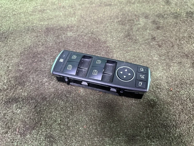 Блок управления стеклоподъемниками Mercedes A1669054400