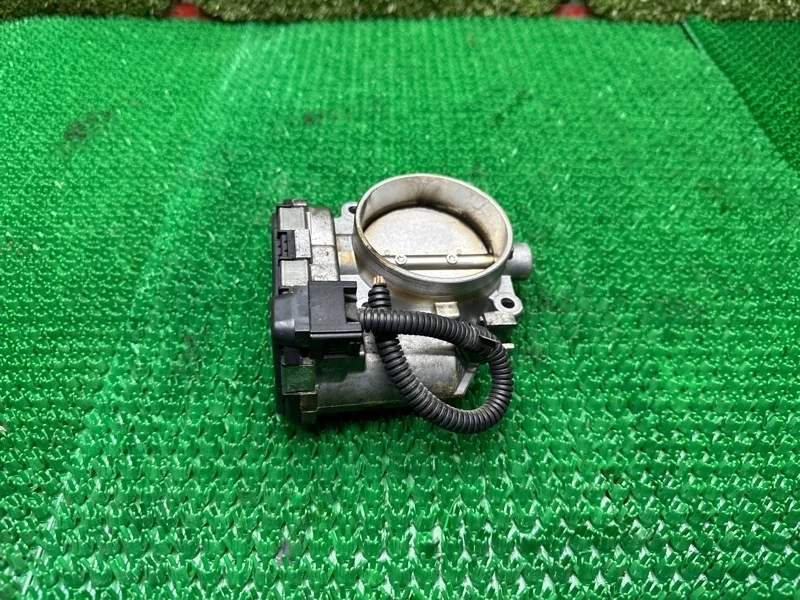 Дроссельная заслонка Mercedes C A1131410125 W203