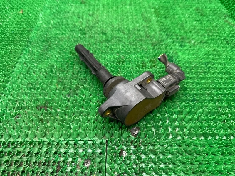 Катушка зажигания Mercedes 2002-2017 A0001502780
