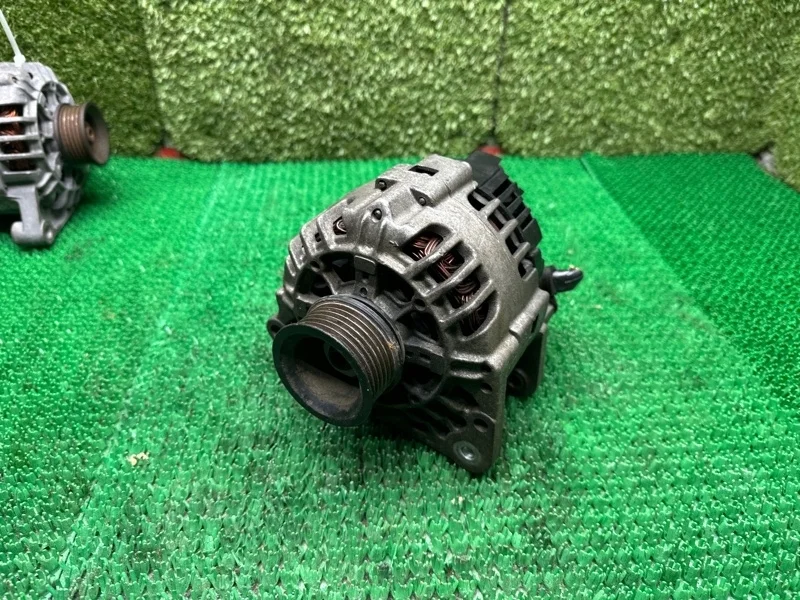 Генератор Volkswagen 2005-2013 06F903023F