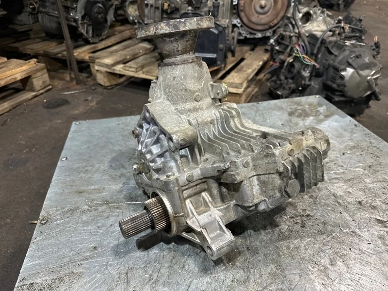 Раздатка редуктор Mazda Cx7 LN0527500D 2.3