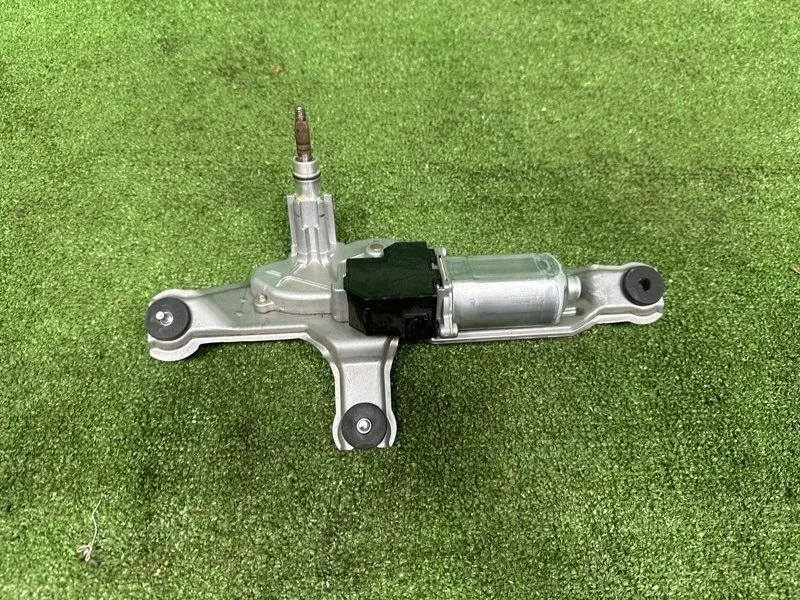 Моторчик дворника Lexus Rx 2003-2008 8513048030, задний