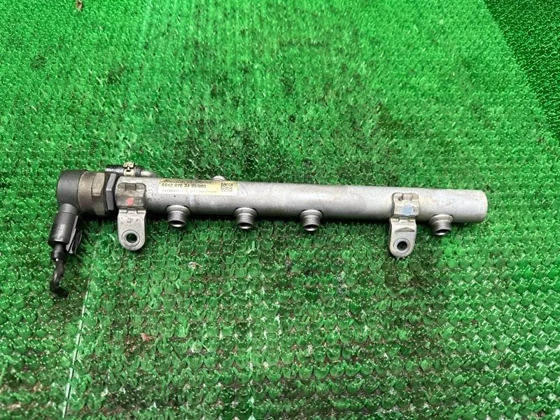 Топливная рейка Mercedes A6420780149