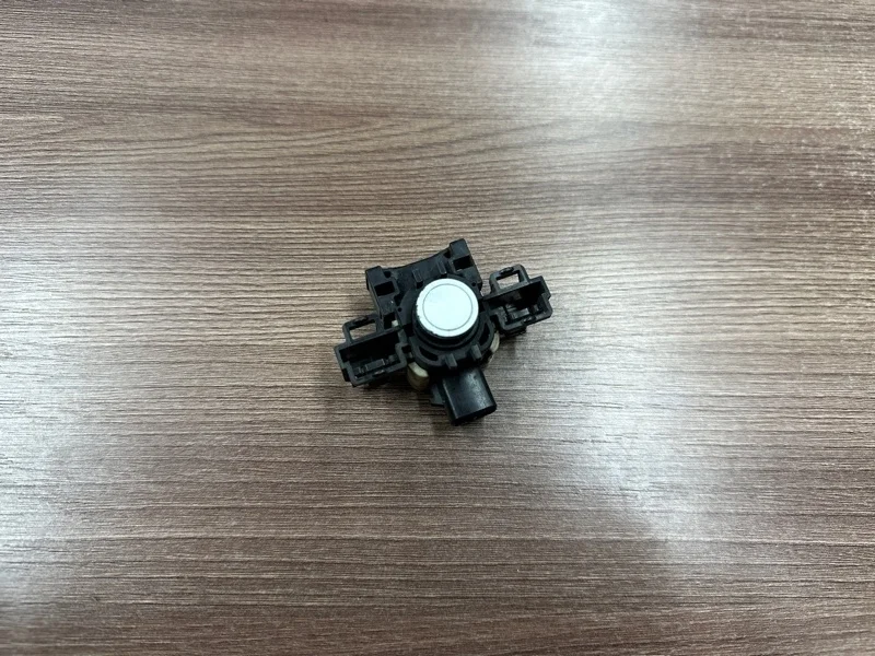Парктроник Lexus Es 2012-2017 8934133200