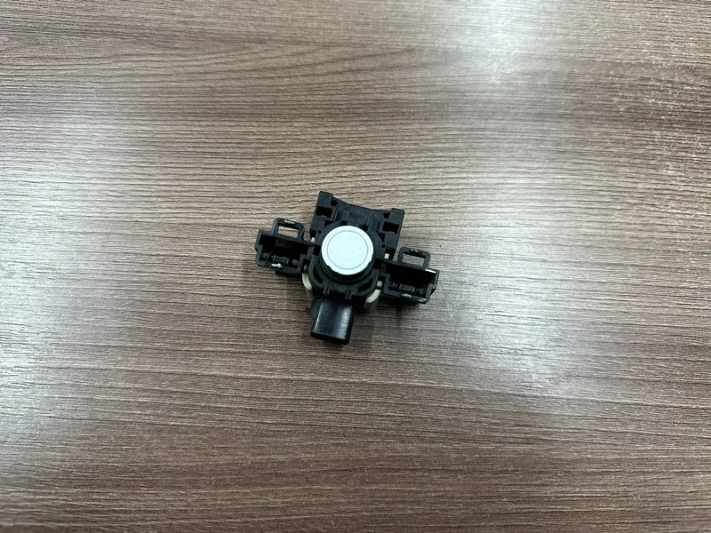 Парктроник Lexus Es 2012-2017 8934133200