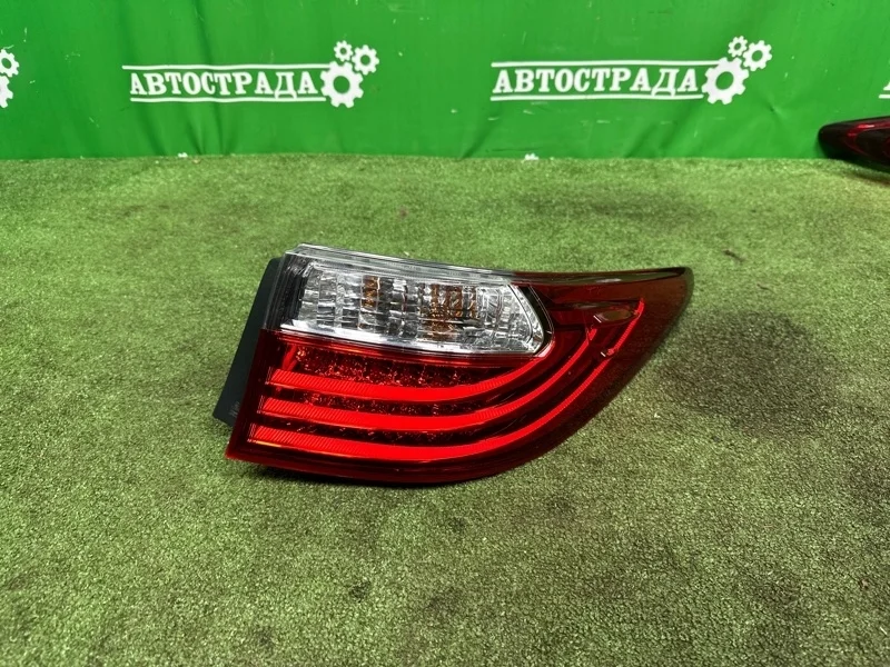 Фонарь Lexus Es 6 2012-2015 8155133570, правый