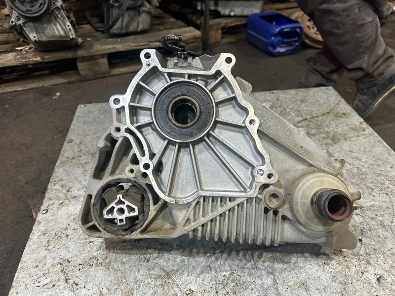 Раздаточная коробка Bmw X5 2007-2012 27107574777 E70