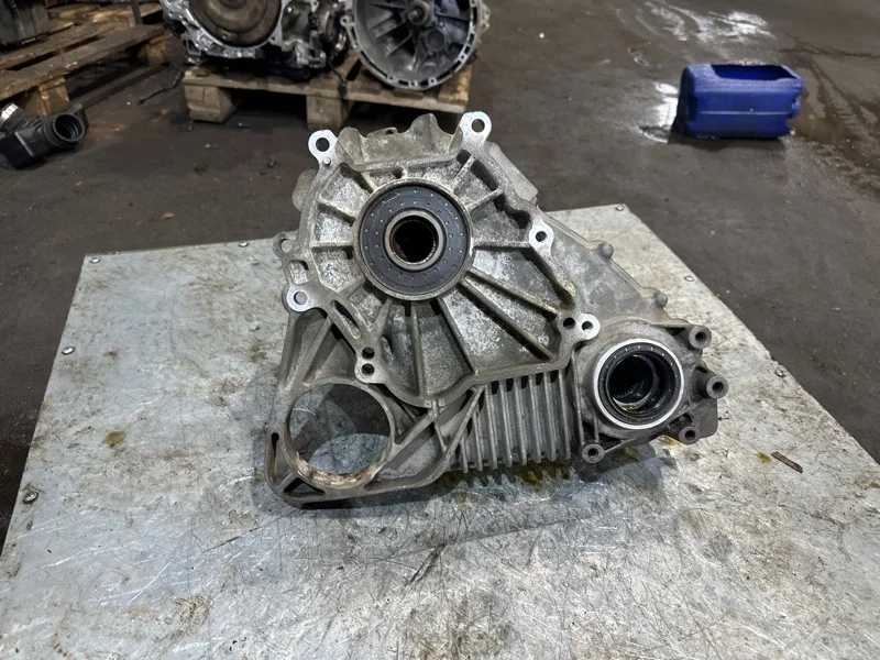 Раздаточная коробка Bmw X5 2003-2007 27107555297 E53