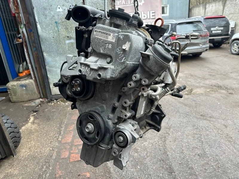 Двигатель Volkswagen Golf 03C100035HX BMY