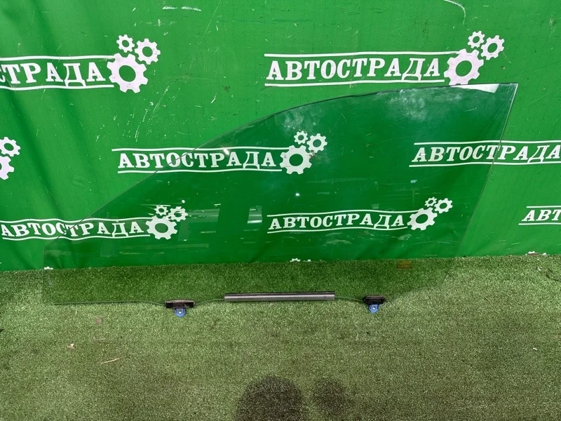 Стекло двери Lexus Gs 2012-2018 6810230830, переднее левое